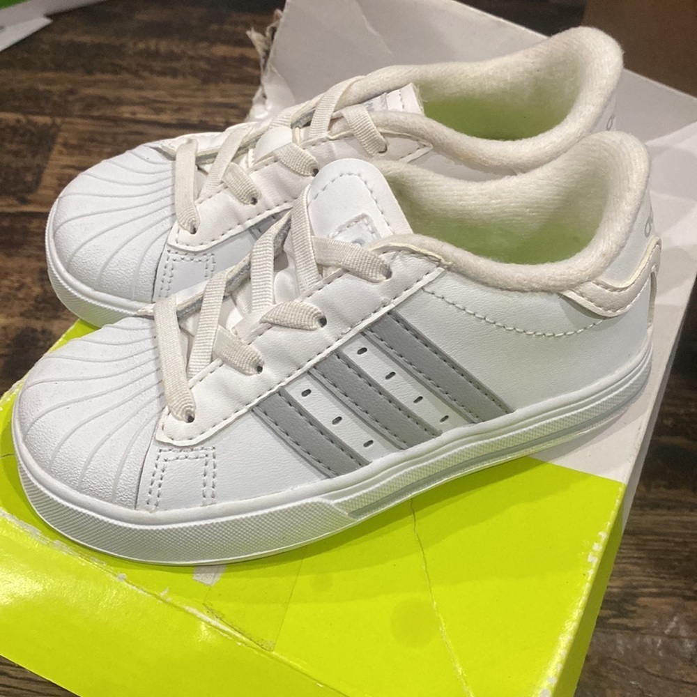 Adidas Neo Toddler White Shoes size 8 - Picture 6 of 10